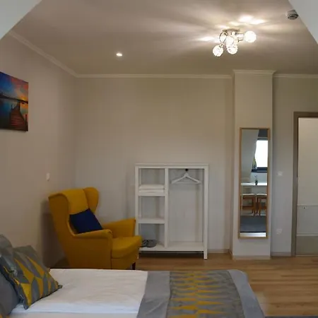 Katzer Guest house