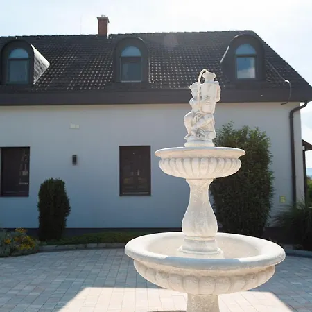 Gasthuis Katzer Badacsonytördemic