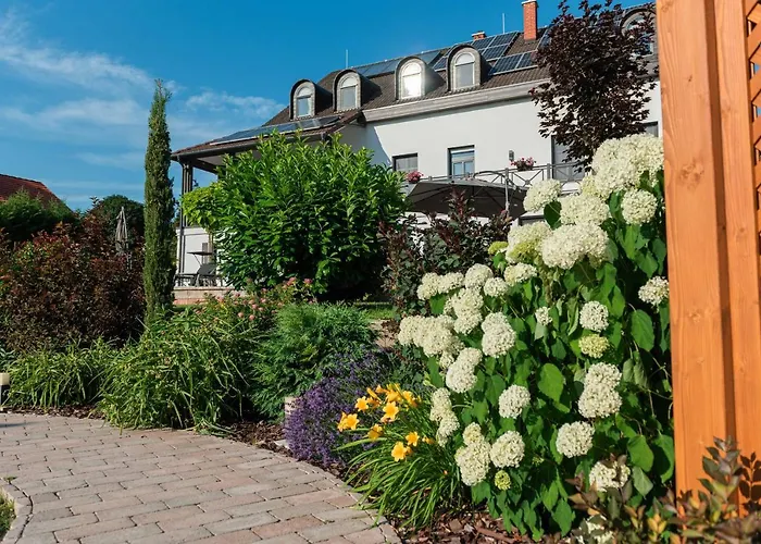 Guest house Katzer Badacsonytordemic