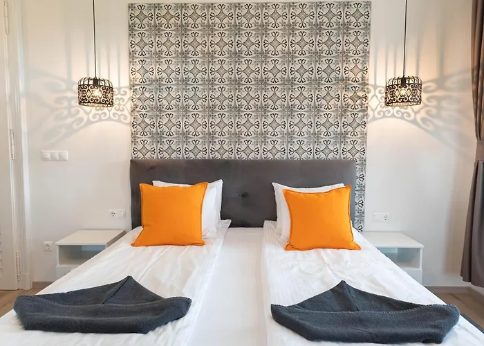 Katzer Guest house 4*
